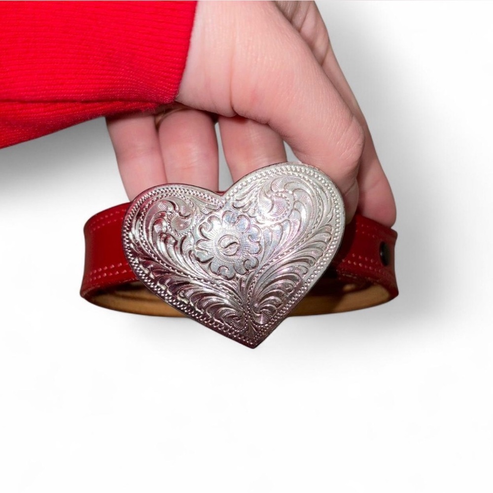 Vintage Red Heart Buckle Women's Belt